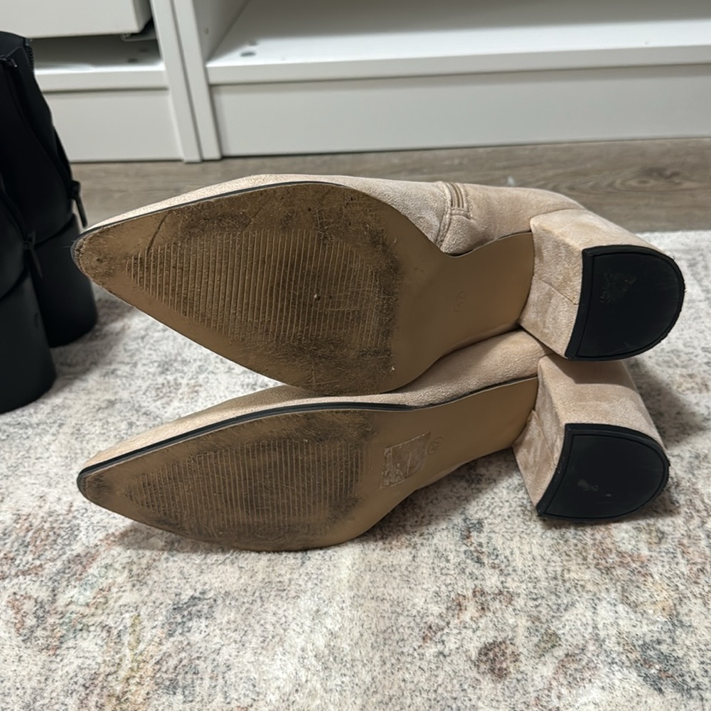 SHEIN Boot Bundle - Picture 5 of 7